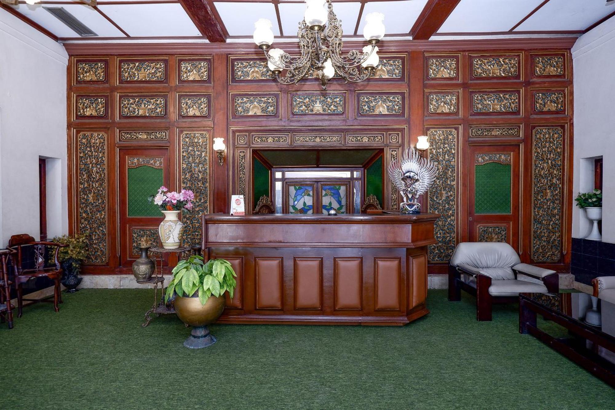 Super Oyo Capital O 1644 Hotel Griya Kencana Surakarta  Ngoại thất bức ảnh